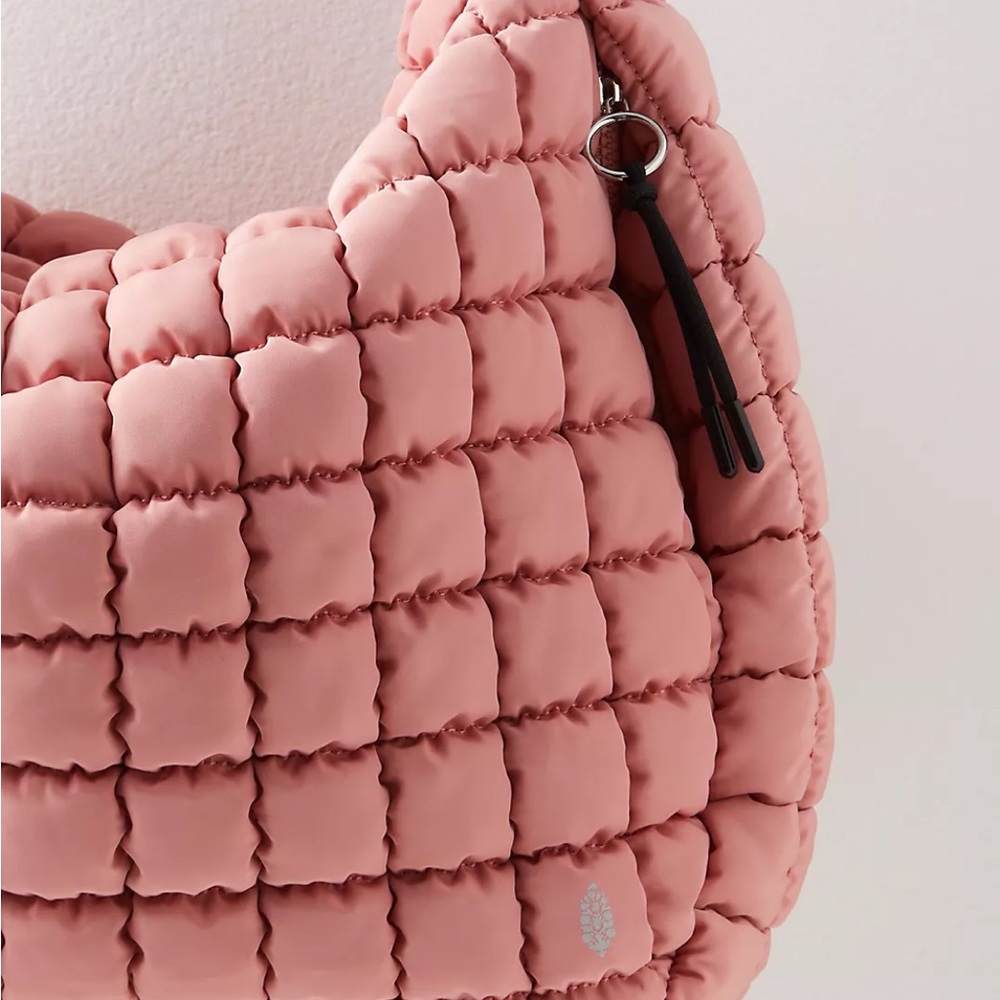 FP Movement Quilted Carryall - Ballet Slipper